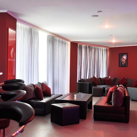 Hotel Shine Palace Tbilisi Bagian luar foto