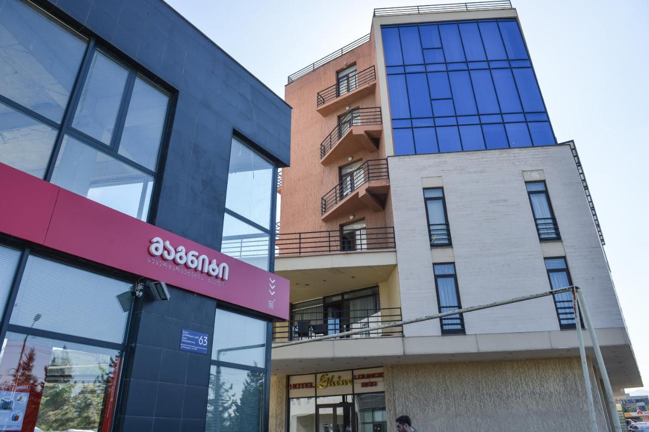 Hotel Shine Palace Tbilisi Bagian luar foto